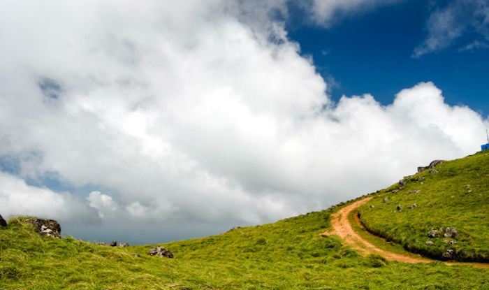 Ponmudi - A beautiful place to visit through the Clouds in Kerala