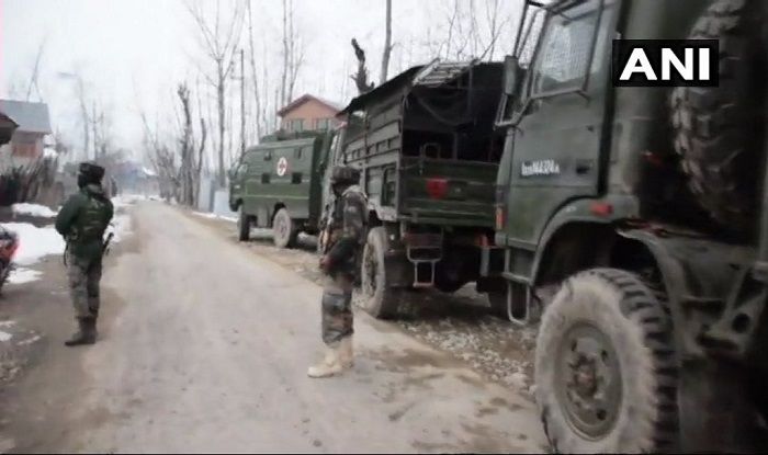 Jammu And Kashmir: Militant, Soldier Killed in Ongoing Encounter in Pulwama District
