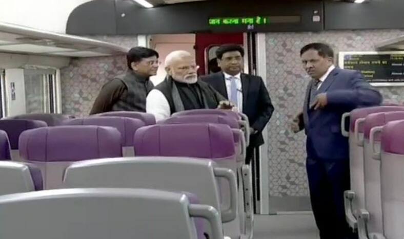 Vande Bharat Express Flagged-off by PM Narendra Modi From New Delhi Railway Station: All You Need to Know About Train 18