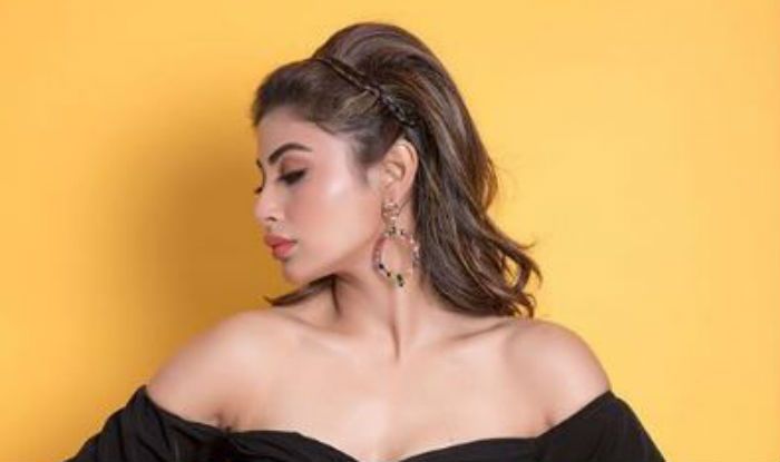 Anushka Sharma & Mouni Roy Are Set To Mark Their Presence - Boldsky.com