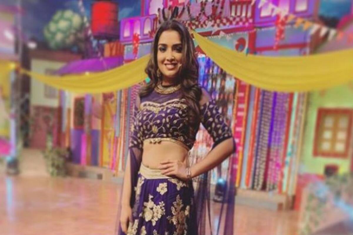 Amrapali Dubey Sex Hd Brazzers - Bhojpuri Actress Amrapali Dubey Looks Her Sexiest Best in Dark Purple And  Golden Lehenga | India.com