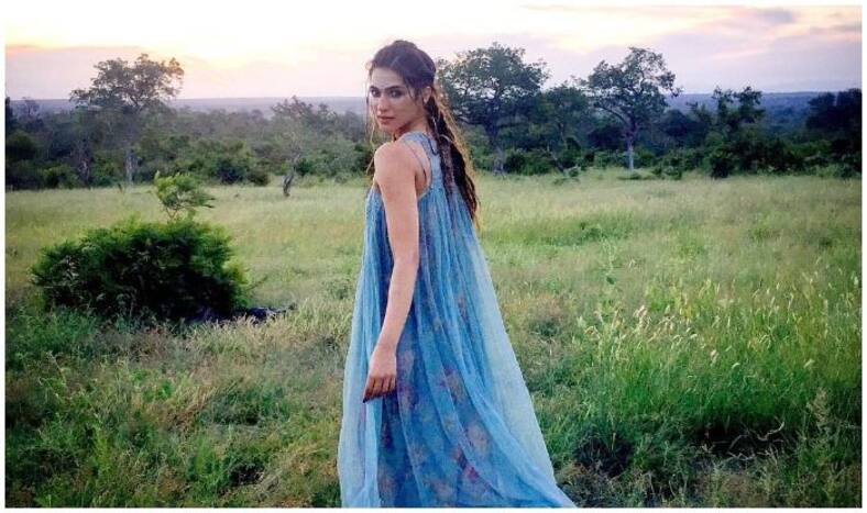 Kriti Sanon's Breathtaking Throwback Picture From South Africa Looks Straight Out of a Fairytale, Sets Internet on Fire With 'Tribal Vibe' And Motivational Thursday Thoughts