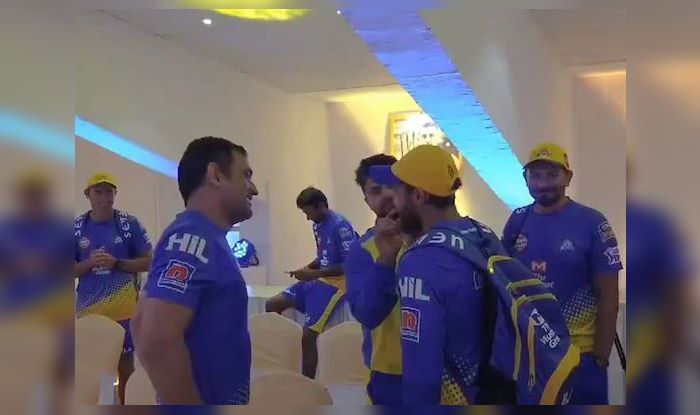 IPL 2019: MS Dhoni, Suresh Raina, CSK Players Mock Ravindra Jadeja's New  Look | WATCH VIDEO 