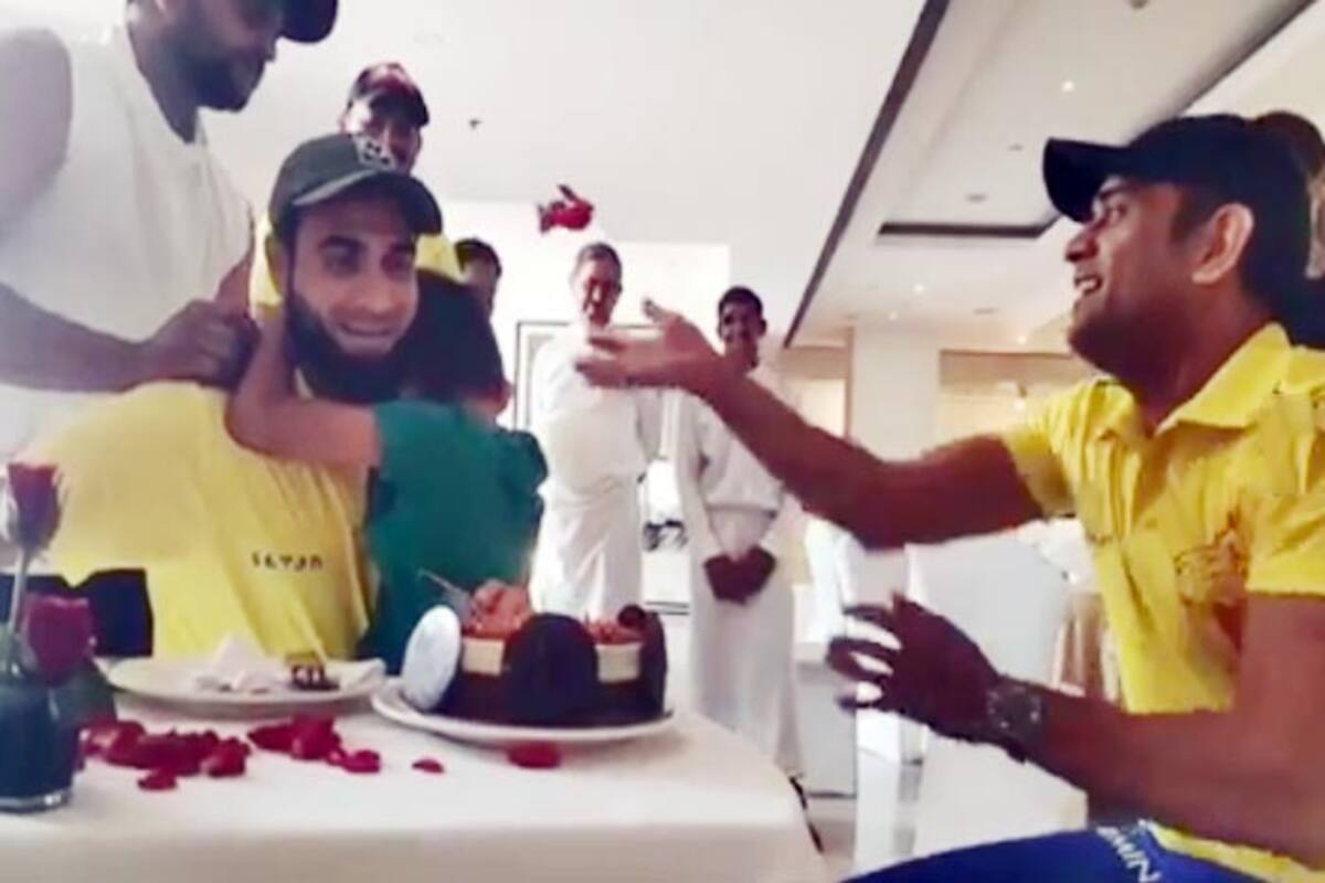 IPL 2019: MS Dhoni Plays Prank on Imran Tahir's Son's Birthday Celebrations After CSK Beat KKR to go Top of Points Table | WATCH VIDEO IPL 2019: MS Dhoni Plays Prank on Imran Tahir's Son's Birthday Celebrations After CSK Beat KKR to go Top of Points Table | WATCH VIDEO