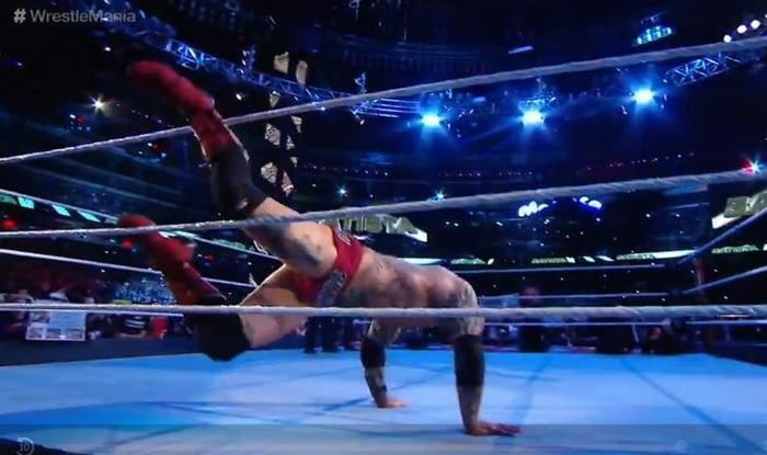 Wrestlemania 35: Batista Topples Over The Ropes on His In-Ring Return ...