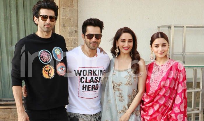 Alia Bhatt, Varun Dhawan And Others Promote Kalank in Mumbai Alia Bhatt, Varun Dhawan And Others Promote Kalank in Mumbai