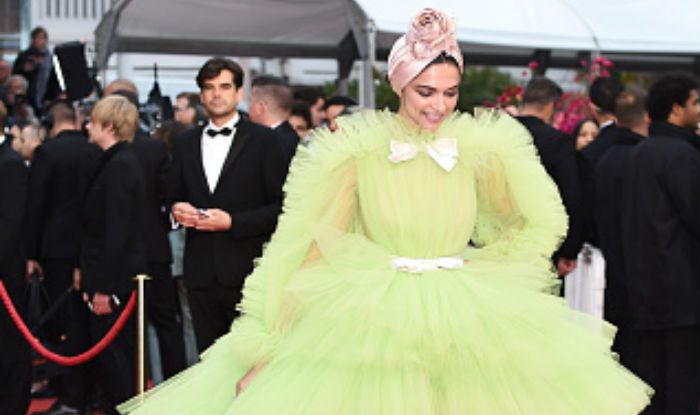 Watch: How Deepika Padukone Ruled Cannes 2019 in Her Green Tulle Dress Watch: How Deepika Padukone Ruled Cannes 2019 in Her Green Tulle Dress