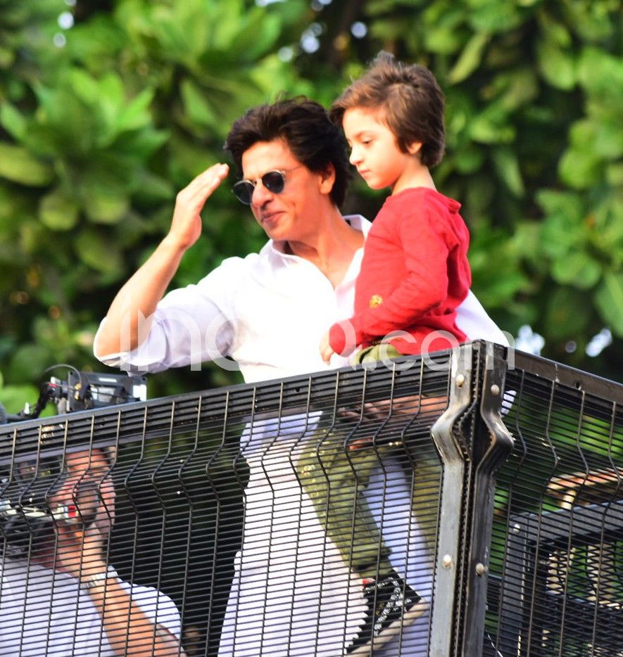 Shah Rukh Khan with son AbRam Khan