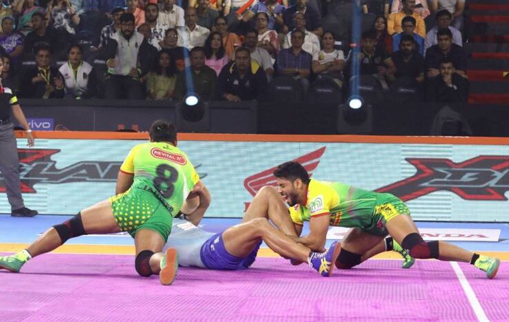 Tamil Thalaivas vs Patna Pirates, Pro Kabaddi League 2019 Highlights From Dome at NSCI SVP Stadium. Also Check Tamil Thalaivas vs Patna Pirates live match score, live streaming of TAM vs PAT, TAM vs PAT Points, TAM vs PAT Playing 7, Time in IST and Watch TAM vs PAT on Star Sports on TV and Online Streaming on Hotstar in India.