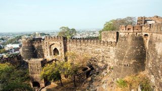 Jhansi: A Gateway to Bundelkhand Jhansi: A Gateway to Bundelkhand