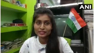 विवादित पोस्ट शेयर करने पर कोर्ट की अनोखी शर्त, छात्रा से कहा- जमानत के लिए बांटो कुरान विवादित पोस्ट शेयर करने पर कोर्ट की अनोखी शर्त, छात्रा से कहा- जमानत के लिए बांटो कुरान