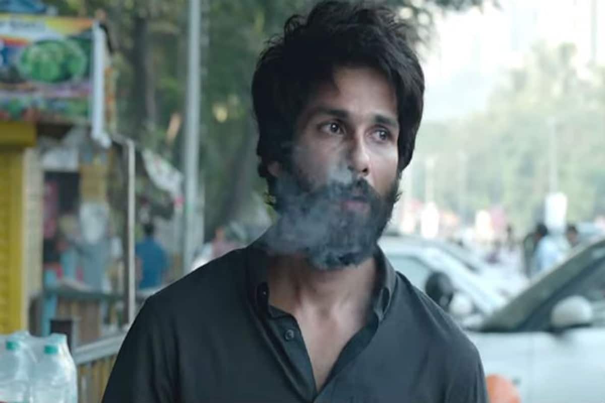 Shahid Kapoor Wets His Pants in Kabir Singh, Now Sandeep Reddy ...