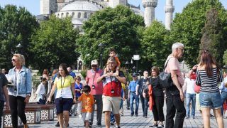 Thousands of Syrian Migrants Given Deadline to Leave Istanbul Thousands of Syrian Migrants Given Deadline to Leave Istanbul