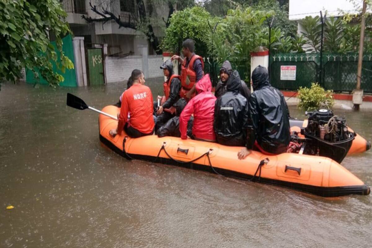 Maharashtra Ndrf Rescues 115 People From Flooded Areas Of Baner Pune After Heavy Rainfall India Com Maharashtra Ndrf Rescues 115 People From Flooded Areas Of Baner Pune After Heavy Rainfall India Com