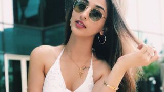 खूबसूरती में फिल्म स्टार से भी बढ़कर है यह यंग प्रोड्यूसर, देखिए लाजवाब Photos खूबसूरती में फिल्म स्टार से भी बढ़कर है यह यंग प्रोड्यूसर, देखिए लाजवाब Photos