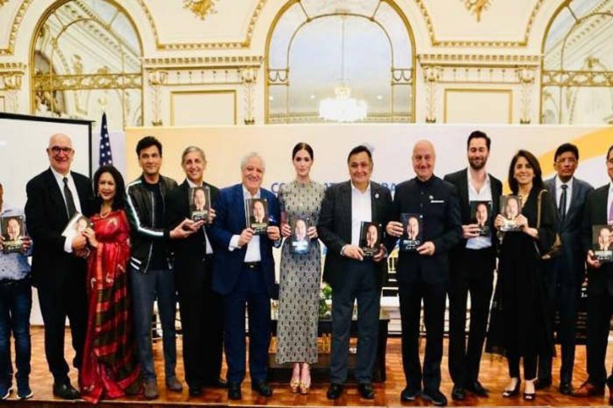 Rishi Kapoor Launches Friend Anupam Kher S Autobiography Lessons Life Taught Me Unknowingly In New York India Com See more of lessons life taught me unknowingly on facebook. rishi kapoor launches friend anupam