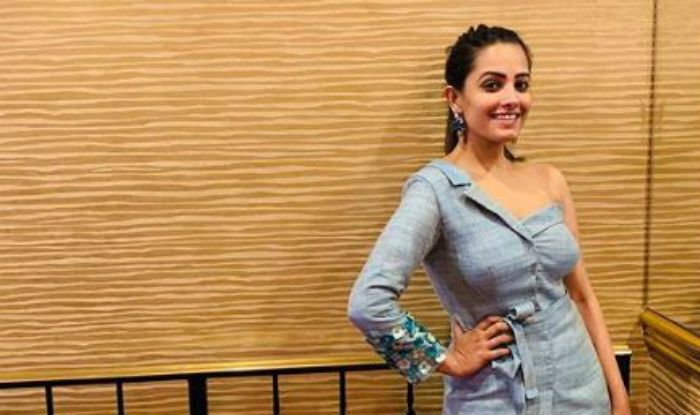 Television Hottie Anita Hassanandani Looks Like A Lady Boss In Grey ...