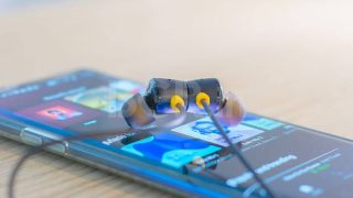 Realme Buds 2 Review: Shaking up the under Rs 1,000 earphone market Realme Buds 2 Review: Shaking up the under Rs 1,000 earphone market