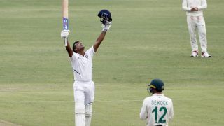 IND vs SA: मयंक अग्रवाल ने जड़ा लगातार दूसरा शतक, भारत ने पहले दिन बनाए 273/3 IND vs SA: मयंक अग्रवाल ने जड़ा लगातार दूसरा शतक, भारत ने पहले दिन बनाए 273/3