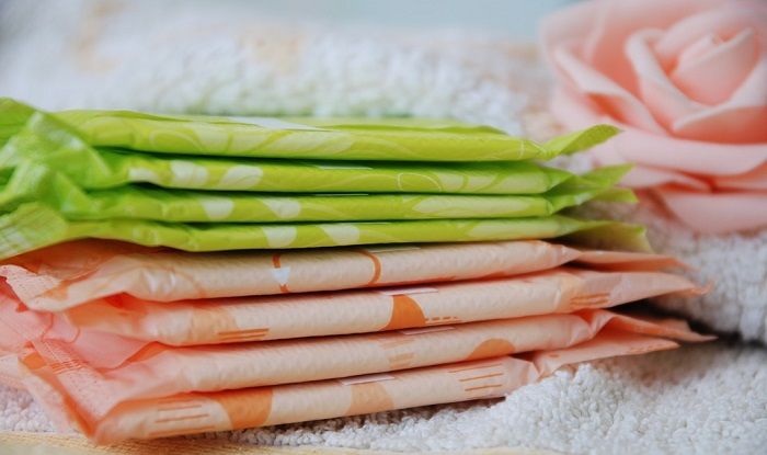 Living With Premenstrual Syndrome? Have Magnesium, Vitamin B-Complex, And Calcium Rich Food Living With Premenstrual Syndrome? Have Magnesium, Vitamin B-Complex, And Calcium Rich Food