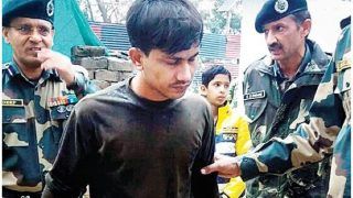 चार माह तक पाकिस्तान के कब्जे में रहे जवान ने सेना छोड़ने का किया ऐलान, कहा- मुझ पर शक किया जाता है चार माह तक पाकिस्तान के कब्जे में रहे जवान ने सेना छोड़ने का किया ऐलान, कहा- मुझ पर शक किया जाता है