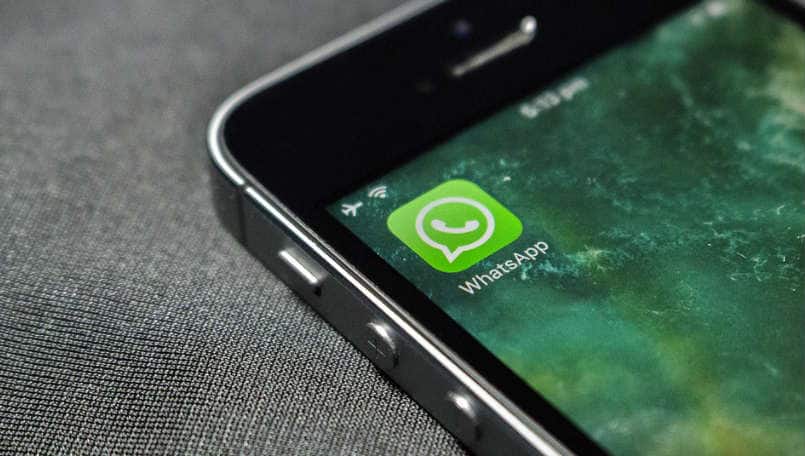 Users Face Issues in Sending Photos, Stickers as WhatsApp Down in Many