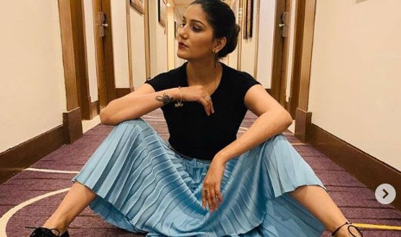 sapna choudhary fees she charged 25 to 30 lakh for one show fond of luxury cars