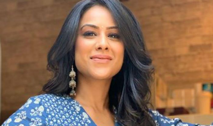 Nia Sharma Flaunts Her Naagin 4 Avatar in Simple Kurti And Bindi ...