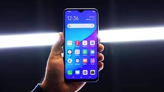 Vivo U20 का 8GB RAM वेरिएंट 17,990 रुपये की कीमत में बिक्री के लिए हुआ उपलब्ध