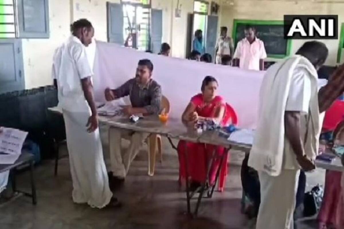 Voting Underway in Second Phase of Tamil Nadu Local Body Polls