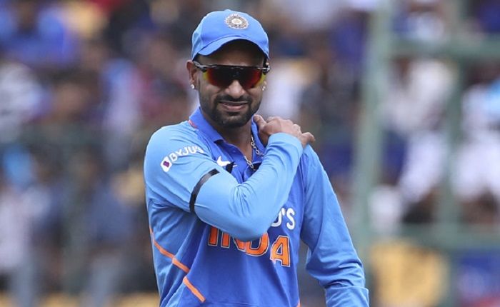 India Vs Australia 2020, 3rd Odi: Shikhar Dhawan Hurts Left Shoulder 