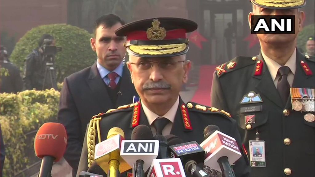 India-China Border Tension Stiffens, Army Chief Naravane Heads to Assam Amid Ladakh Talks