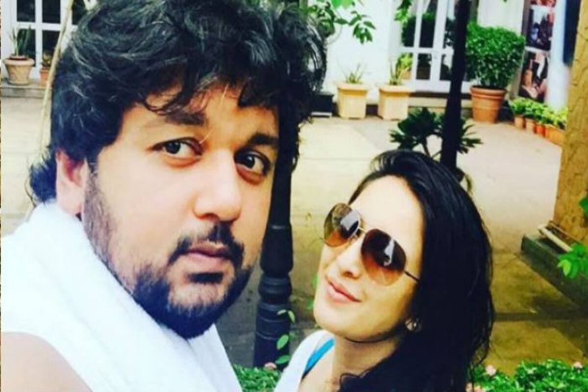 1200px x 800px - Chahatt Khanna's Husband Farhan Reveals She's Dating Ribbhu, Wants  Out-of-Court Settlement in Divorce Case | India.com