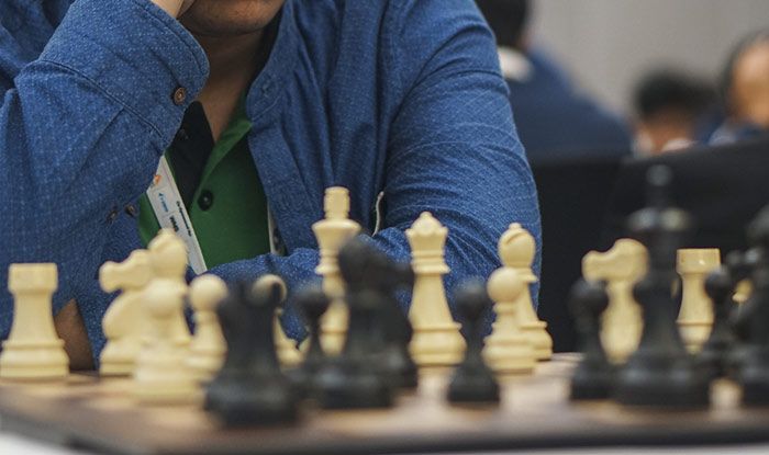 Grandmaster Viswanathan Anand Wit And Pun Leave Netizens In Splits Check  Here