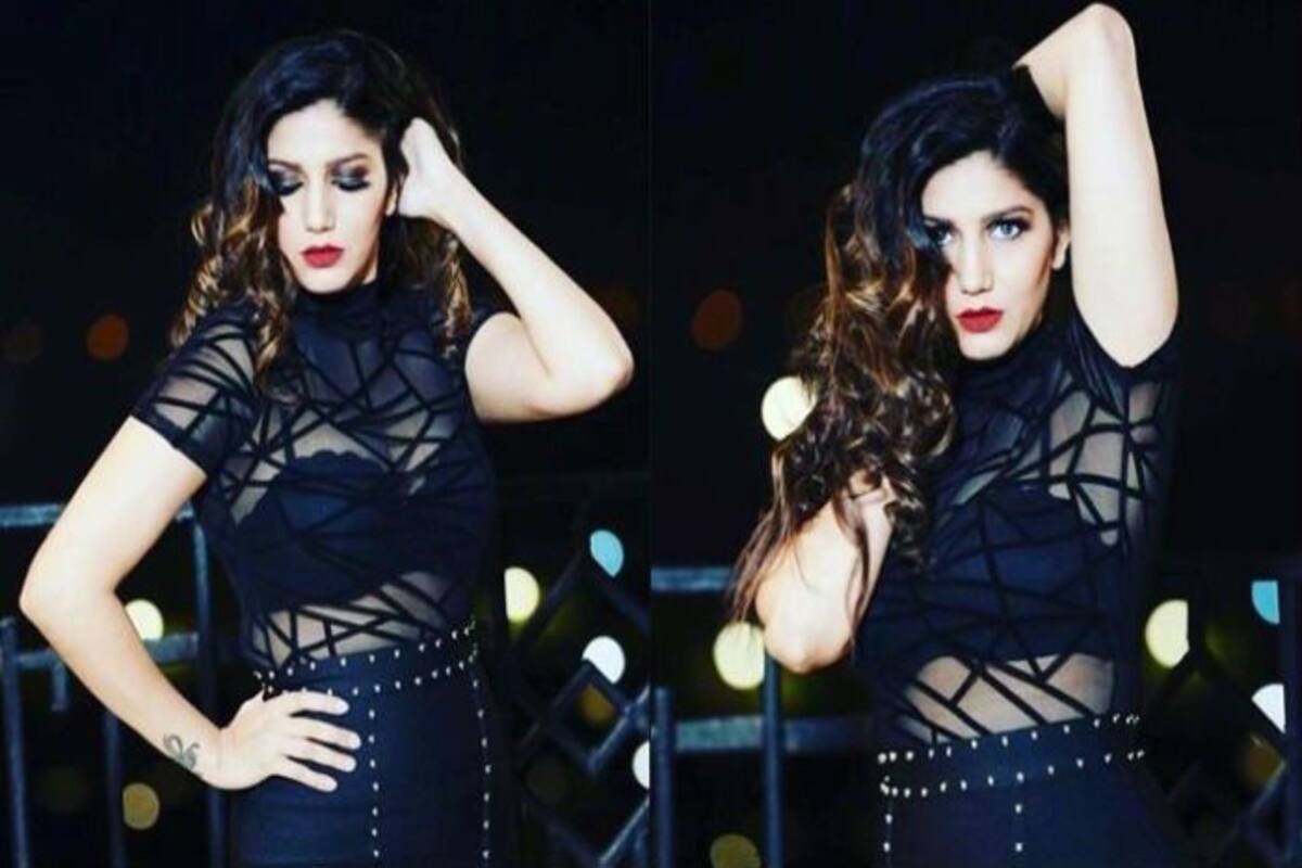 Haryanvi Sizzler Sapna Choudhary Goes Sultry in Sexy Bralette And Sheer  Top, Pictures Will Make You go Crazy | India.com