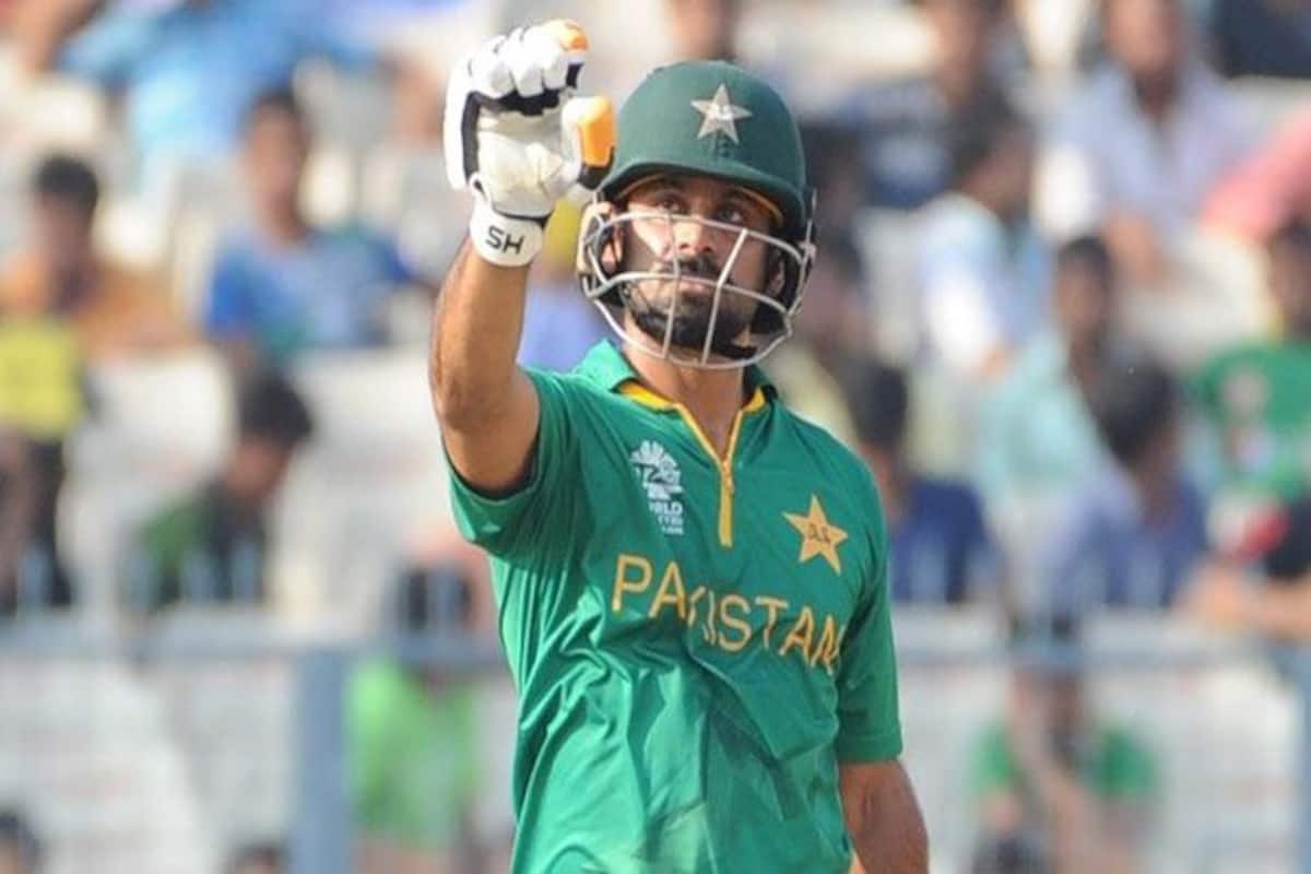 Mohammad Hafeez Tests Negative A Day After Testing Positive For Covid-19 Mohammad Hafeez Tests Negative A Day After Testing Positive For Covid-19