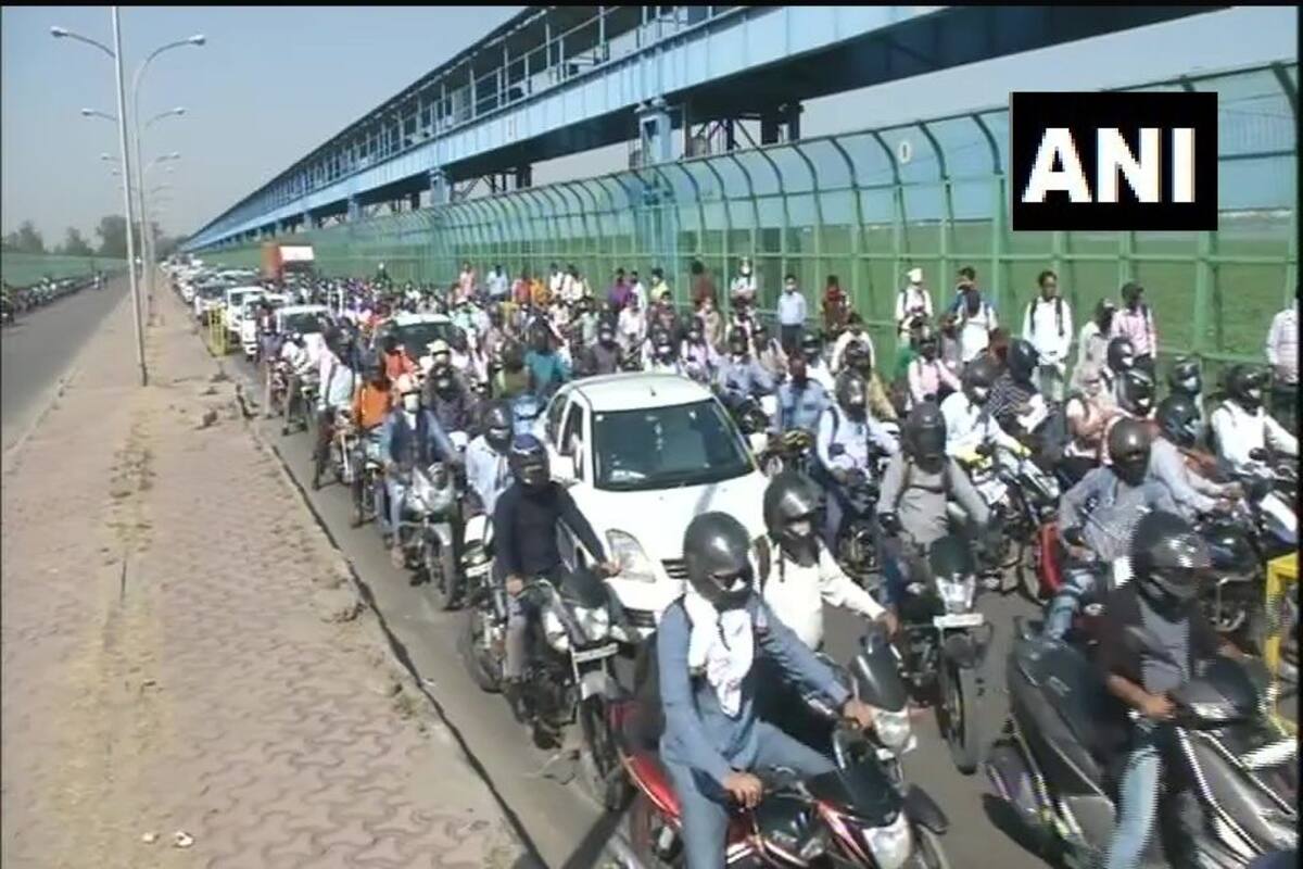 Delhi Ncr Border Closed Traffic Snarls Utter Chaos Stone Pelting On Day 3 Of Lockdown 4 0 Watch