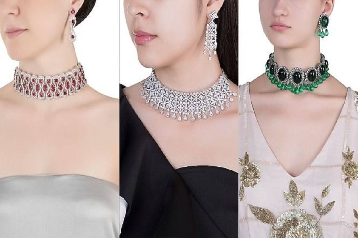 It's All About the Rosette Choker Right Now