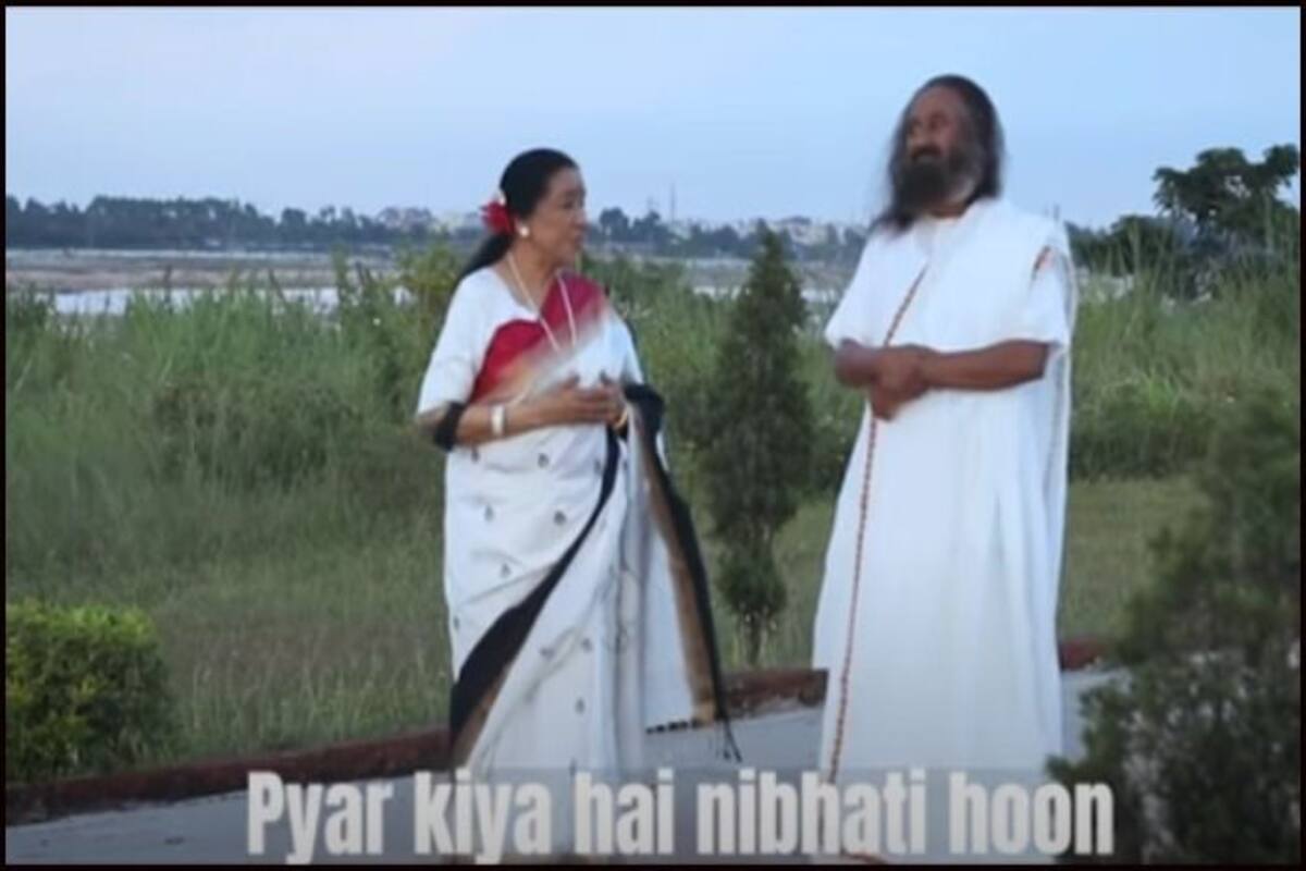 Singer Asha Bhosle Debuts On Youtube With Main Hoon Song On Spiritual Guru Sri Sri Ravi Shankar S 64th Birthday India Com