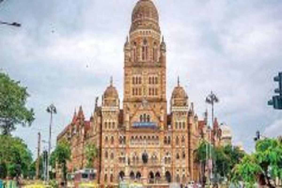 BMC Issues New Norms for Vaccination Camps at Offices, Housing Societies |  