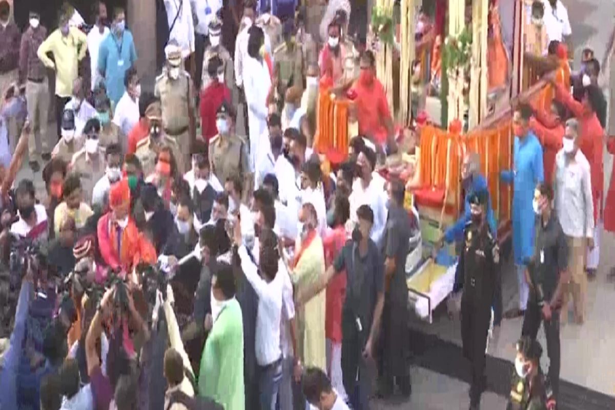 Jagannath Rath Yatra 2020: Rituals Begin in Puri Without Devotees; Modi ...