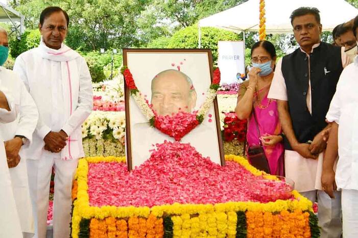 तेलंगाना के सीएम राव ने पीएम मोदी से पीवी नरसिम्हा राव के लिए मांगा भारत रत्न