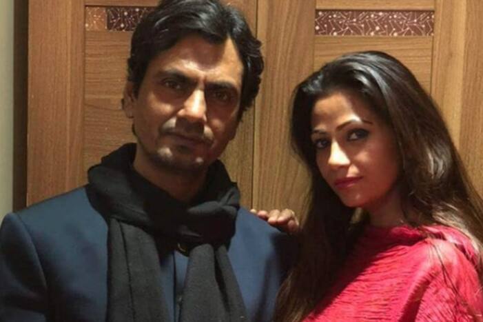 नवाज़ुद्दीन सिद्दीकी - आलिया रिश्ता: अभिनेता की माँ ने बहू के खिलाफ प्राथमिकी दर्ज की