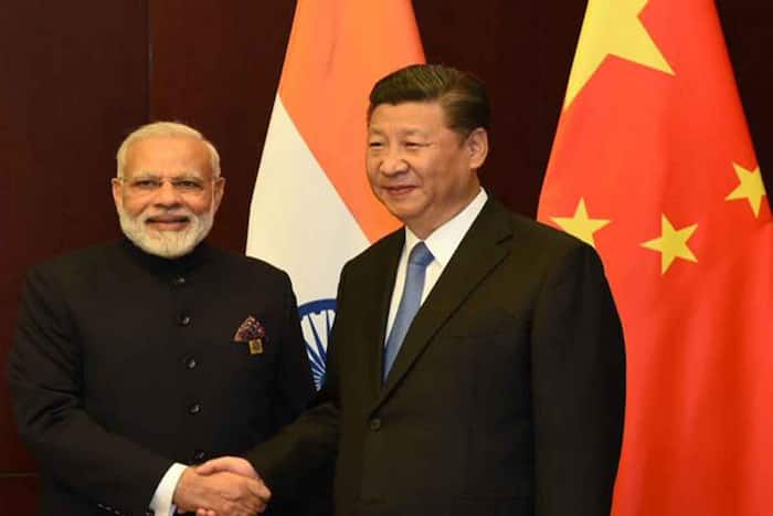Pm Narendra Modi with China President Xi Jinping (File photo)