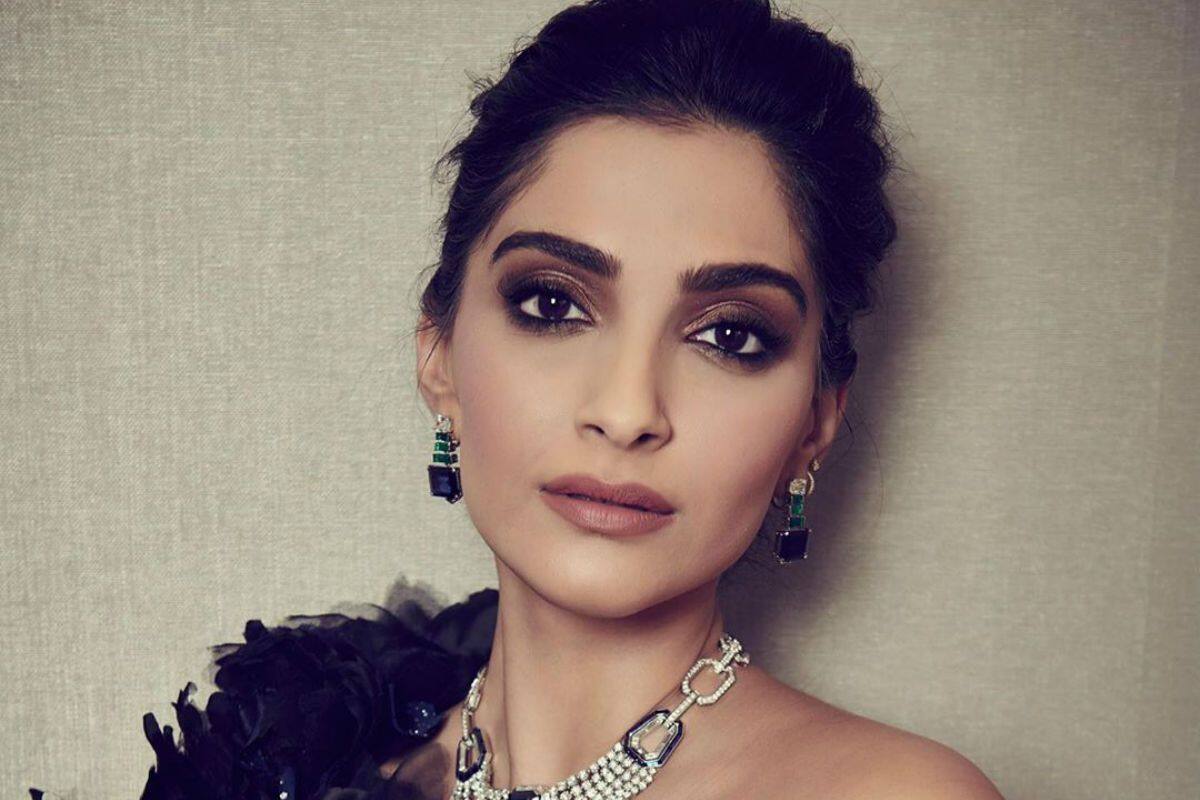 Sonam Kapoor Speaks On Being A Nepotism Product After Sushant Singh Rajput S Demise Says Yes I Am Privileged India Com My new id please follow me and like my videos.