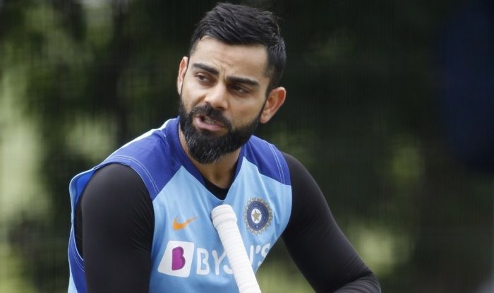 पाकिस्तान के तेज गेंदबाज ने कोहली की तारीफ में पढ़े कसीदे, कहा-इस वजह से सबसे आगे हैं विराट