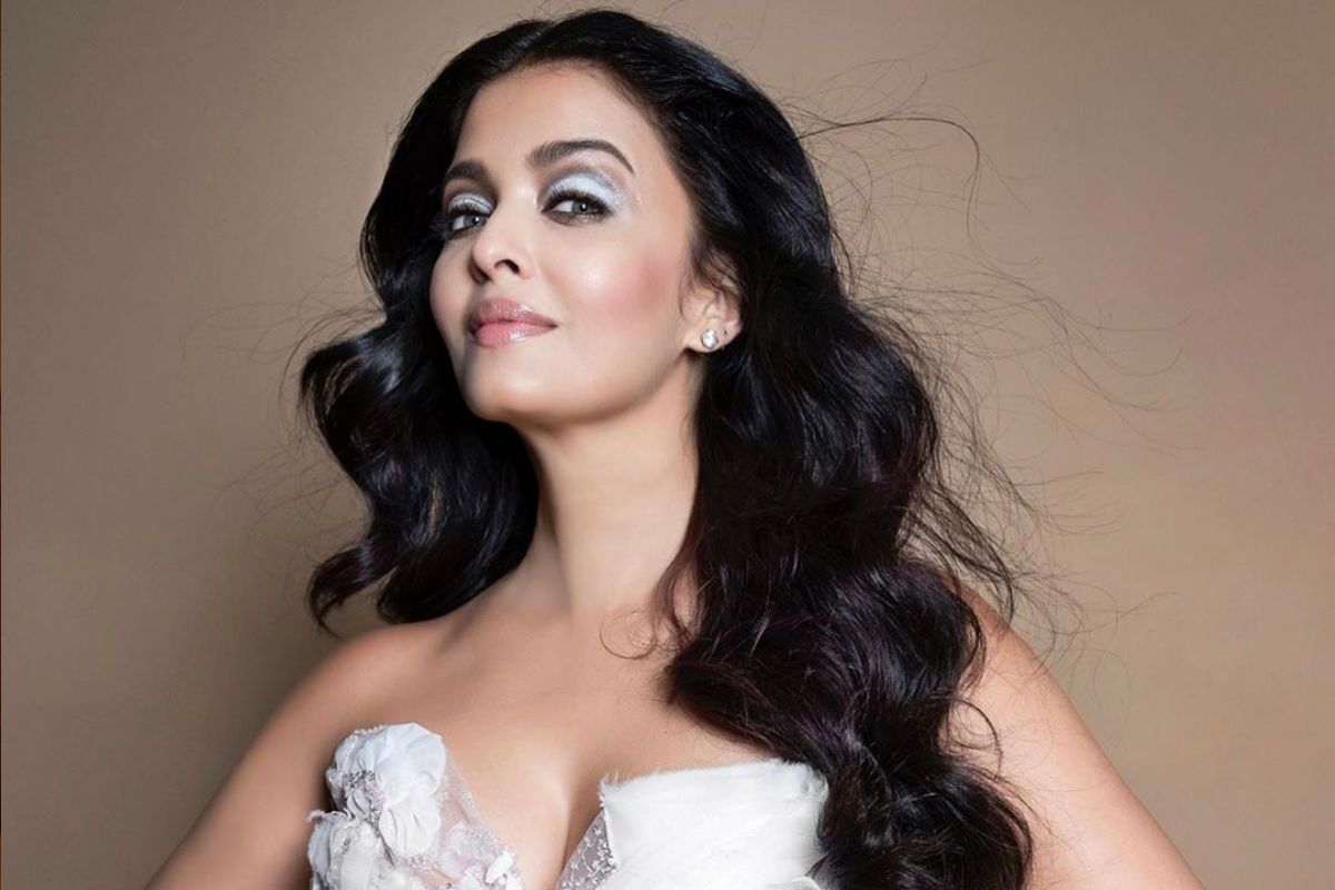 Happy Birthday, Aishwarya Rai Bachchan: 10 Interesting Facts You Didn&#39;t Know About &#39;World&#39;s Most Beautiful Woman&#39;