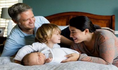 Parenting Tips बच च क प ल न ग करन स पहल प र टनर क स थ जर र ड स कस कर य ब त Parenting Tips Before Planning Your Child Definitely Discuss These Things With Your Partner Latest