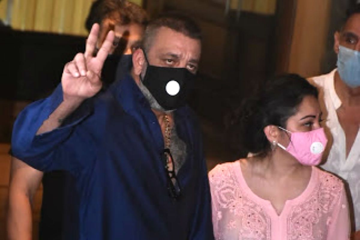 Sanjay Dutt Gets 5 Year Us Visa Soon To Head New York For Lung Cancer Treatment India Com