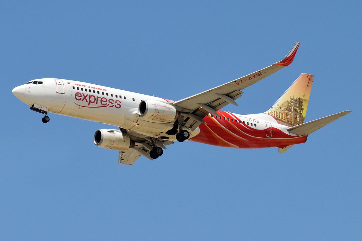 my-recent-experience-flying-air-india-business-class-7-pros-4-cons